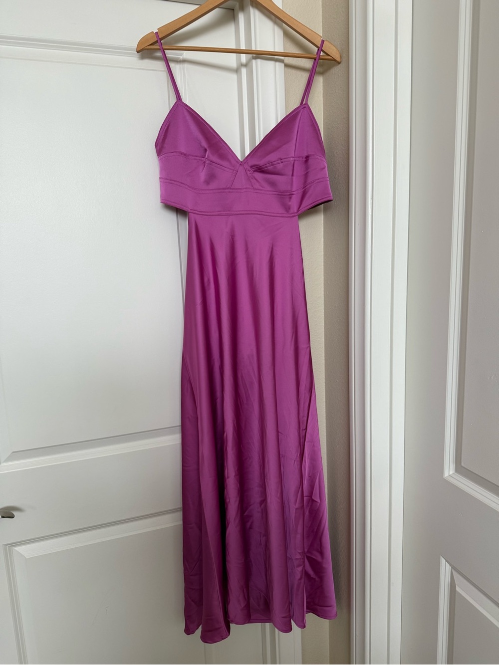 House of Harlow 1960 Fuchsia/Magenta Slip Dress
